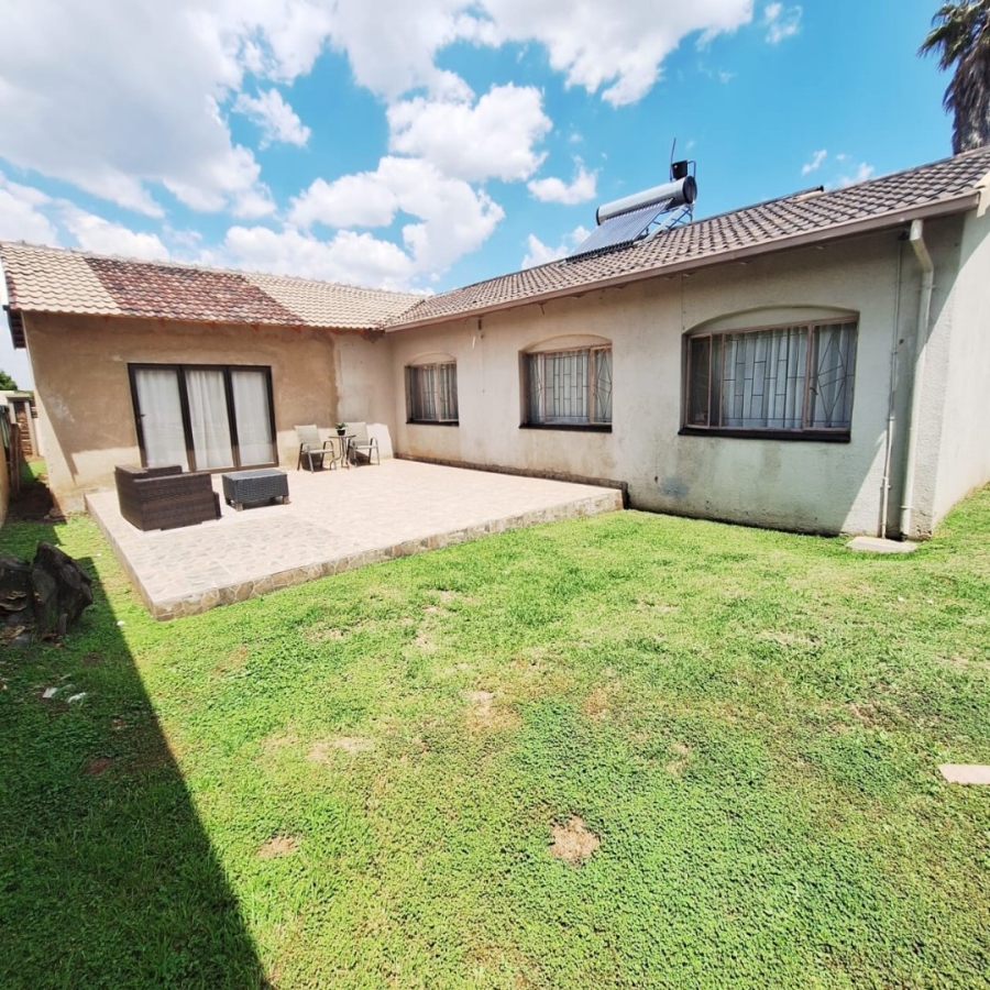 3 Bedroom Property for Sale in Cresslawn Gauteng
