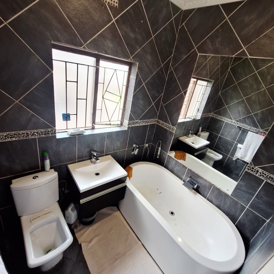 3 Bedroom Property for Sale in Cresslawn Gauteng