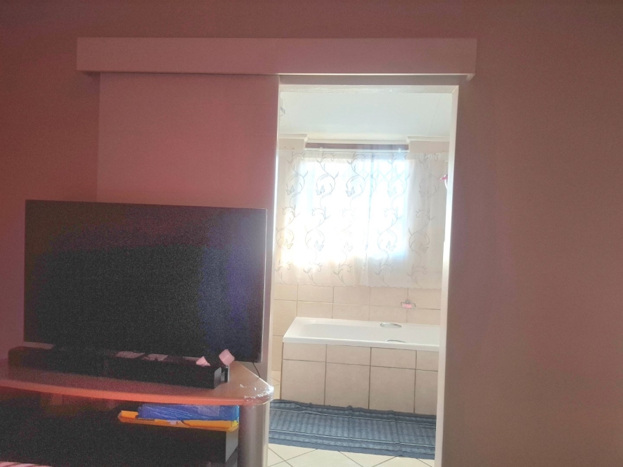 3 Bedroom Property for Sale in Willow Glen Gauteng