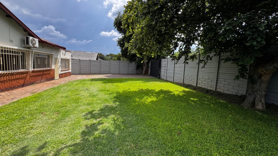 7 Bedroom Property for Sale in Valhalla Gauteng