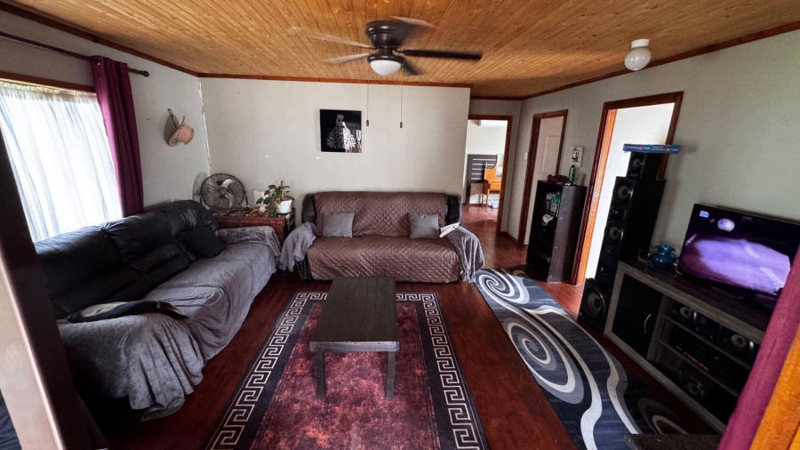 7 Bedroom Property for Sale in Valhalla Gauteng