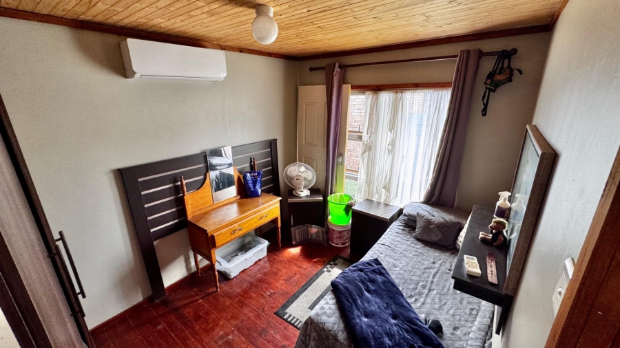 7 Bedroom Property for Sale in Valhalla Gauteng