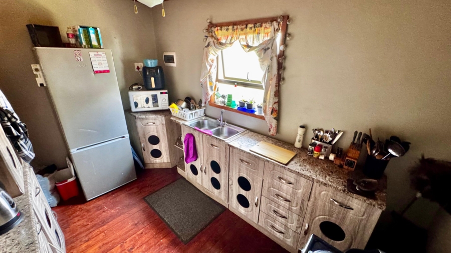 7 Bedroom Property for Sale in Valhalla Gauteng