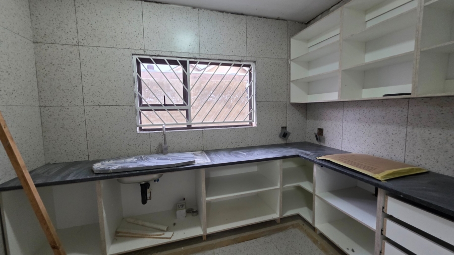 2 Bedroom Property for Sale in Laudium Gauteng