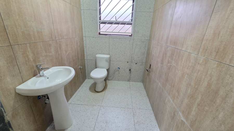 2 Bedroom Property for Sale in Laudium Gauteng
