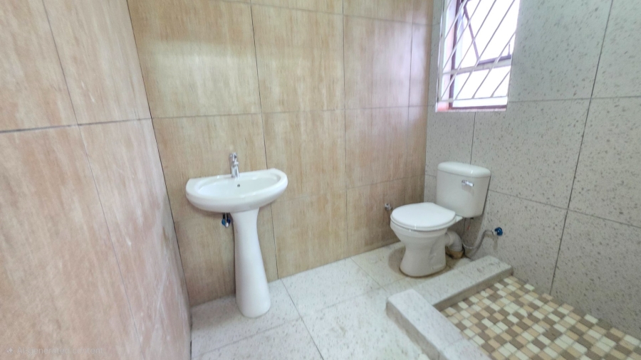 2 Bedroom Property for Sale in Laudium Gauteng