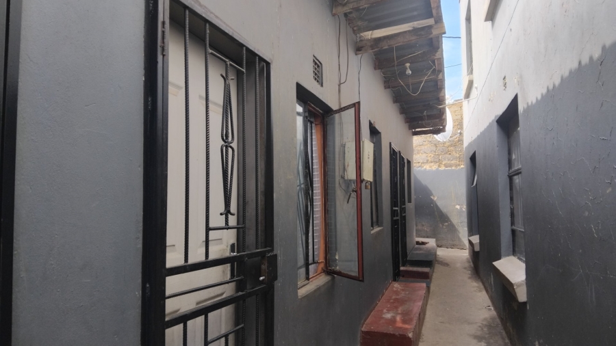 Commercial Property for Sale in Kaalfontein Gauteng
