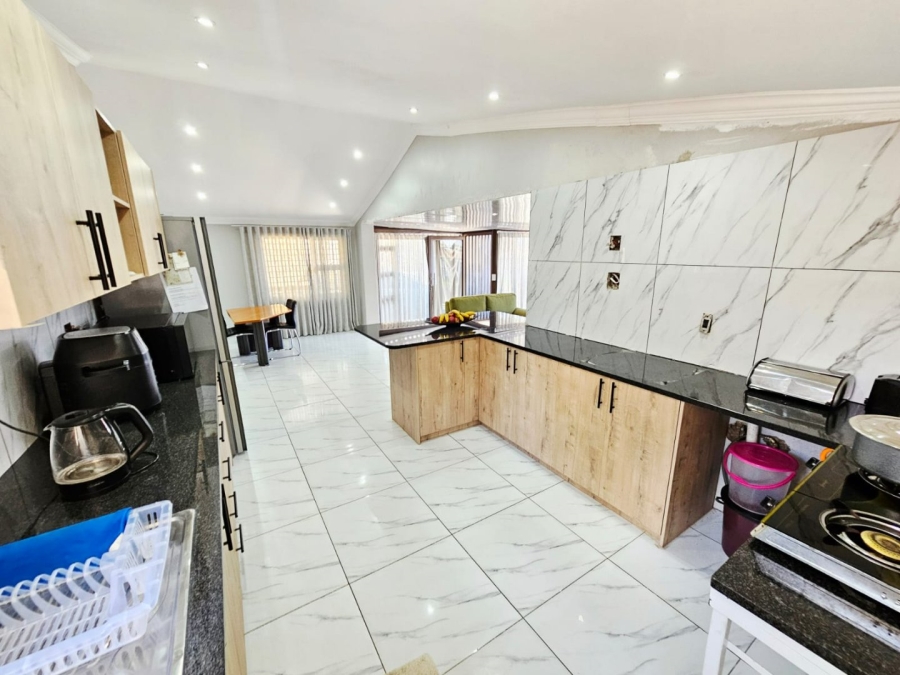 3 Bedroom Property for Sale in Laudium Gauteng