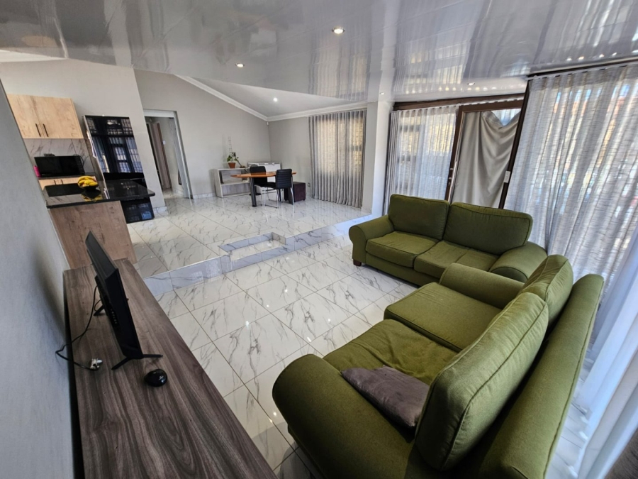 3 Bedroom Property for Sale in Laudium Gauteng