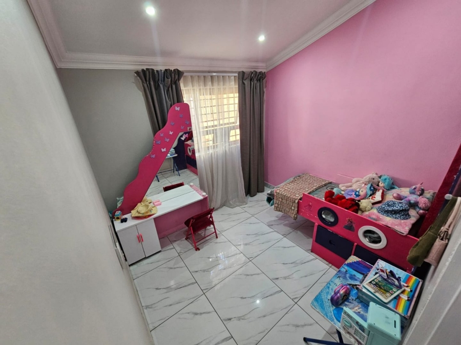 3 Bedroom Property for Sale in Laudium Gauteng