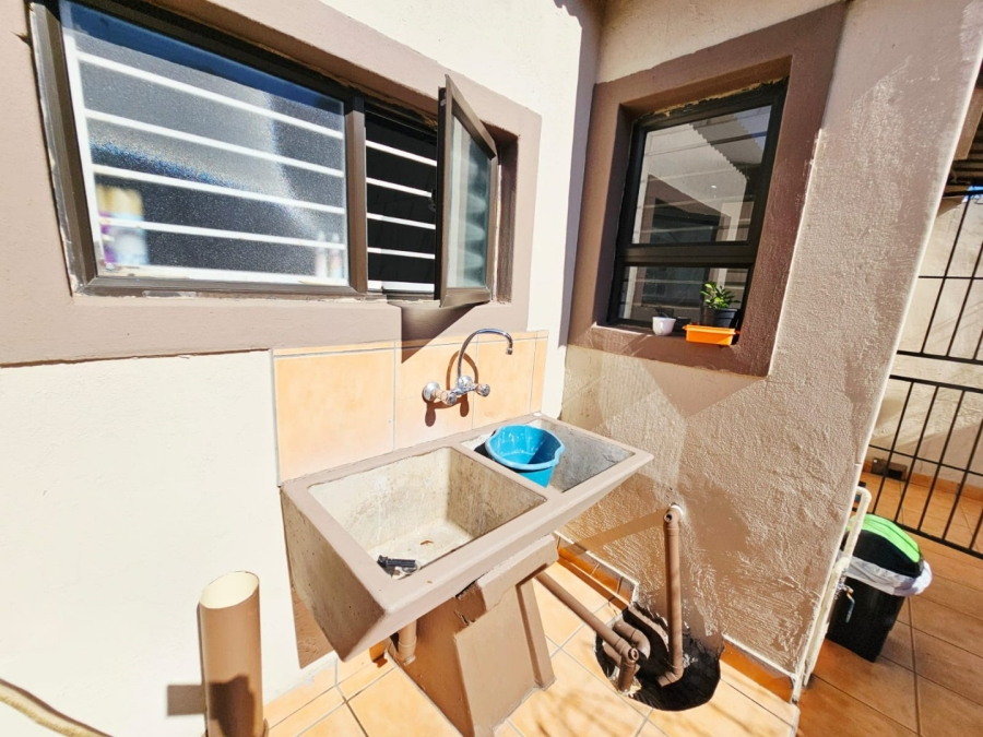 3 Bedroom Property for Sale in Laudium Gauteng