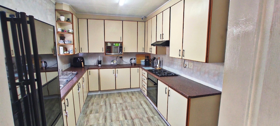 4 Bedroom Property for Sale in Vanderbijlpark SE 1 Gauteng