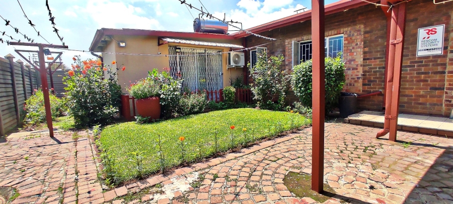 4 Bedroom Property for Sale in Vanderbijlpark SE 1 Gauteng