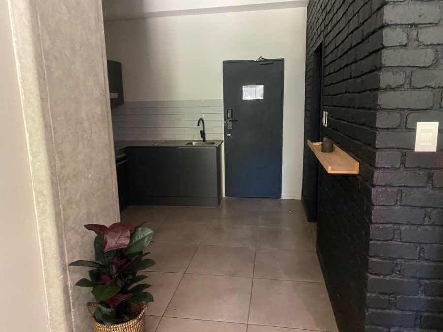 To Let 1 Bedroom Property for Rent in Sandton Central Gauteng