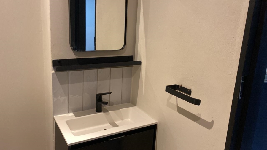 To Let 1 Bedroom Property for Rent in Sandton Central Gauteng