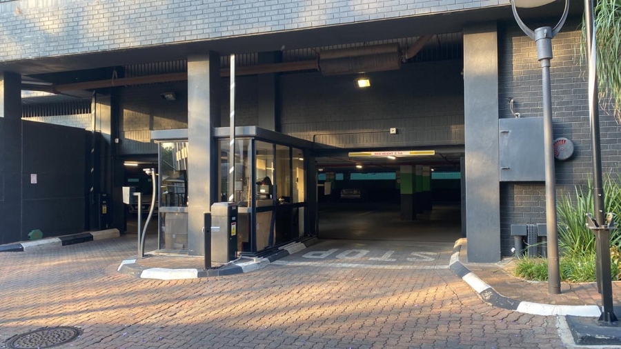 To Let 1 Bedroom Property for Rent in Sandton Central Gauteng