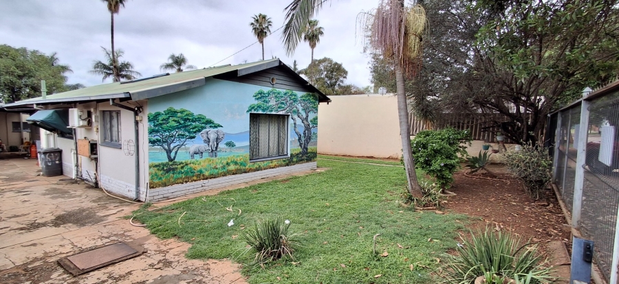 5 Bedroom Property for Sale in Pretoria Gardens Gauteng
