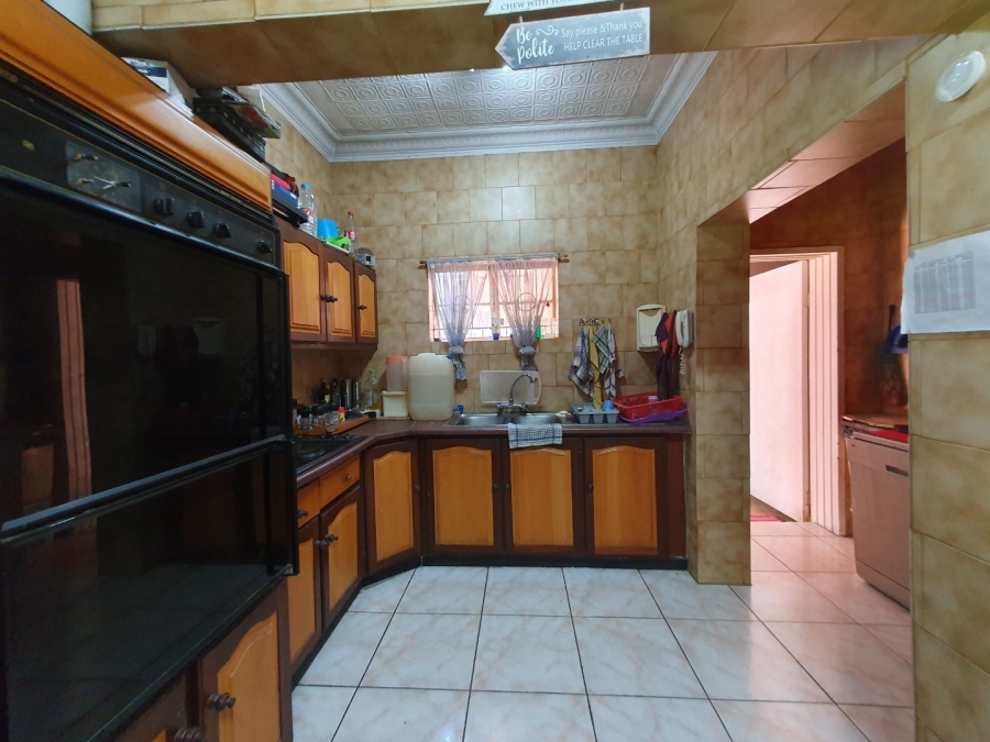 4 Bedroom Property for Sale in Pretoria Gardens Gauteng