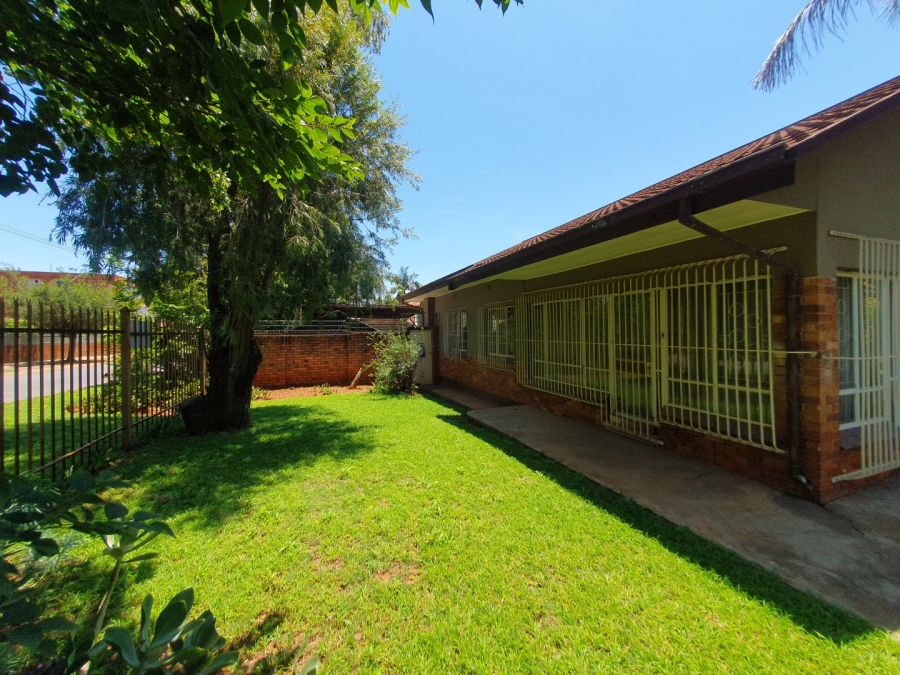 4 Bedroom Property for Sale in Pretoria Gardens Gauteng