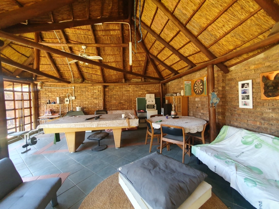 4 Bedroom Property for Sale in Pretoria Gardens Gauteng