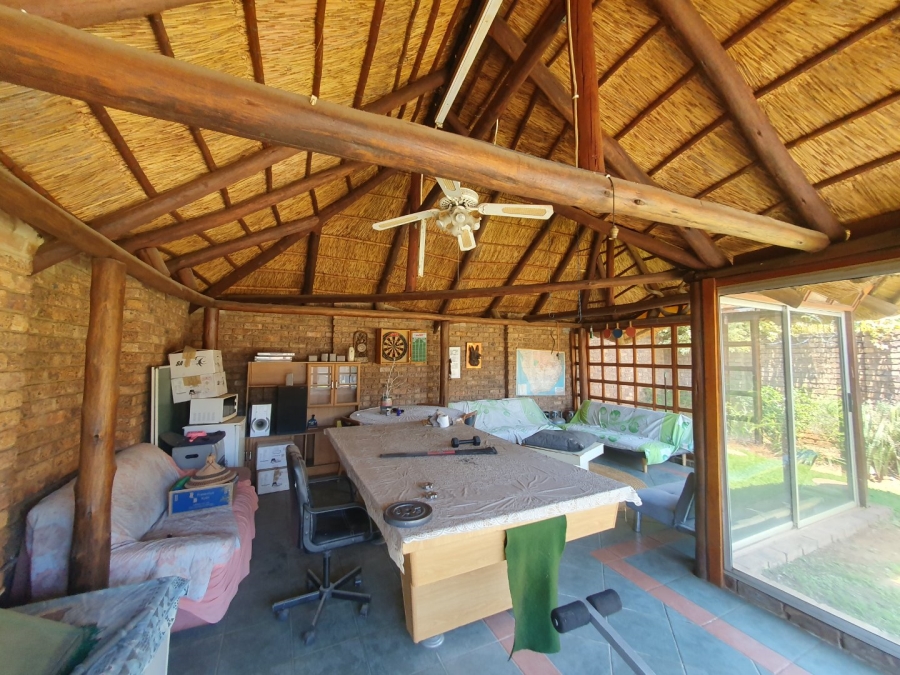 4 Bedroom Property for Sale in Pretoria Gardens Gauteng