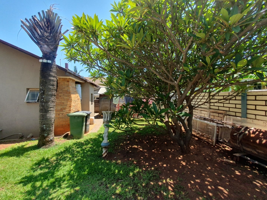 4 Bedroom Property for Sale in Pretoria Gardens Gauteng