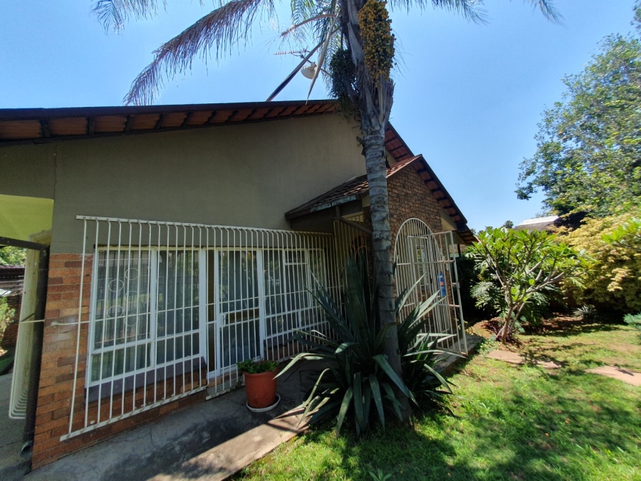 4 Bedroom Property for Sale in Pretoria Gardens Gauteng