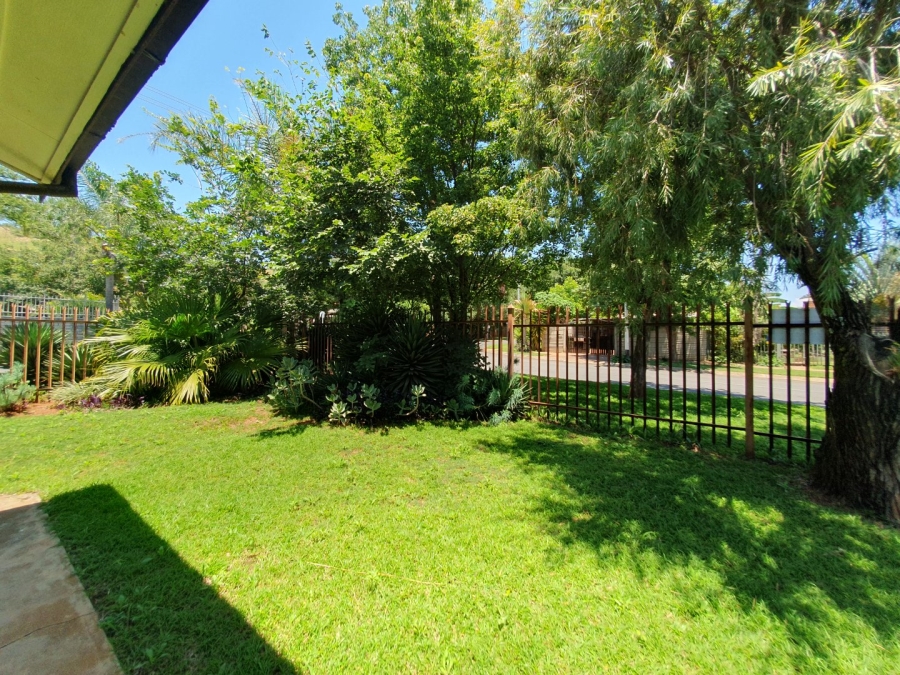 4 Bedroom Property for Sale in Pretoria Gardens Gauteng