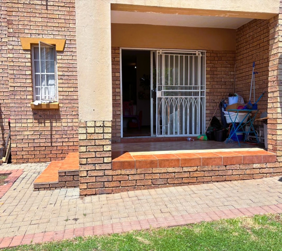 2 Bedroom Property for Sale in Highveld Gauteng