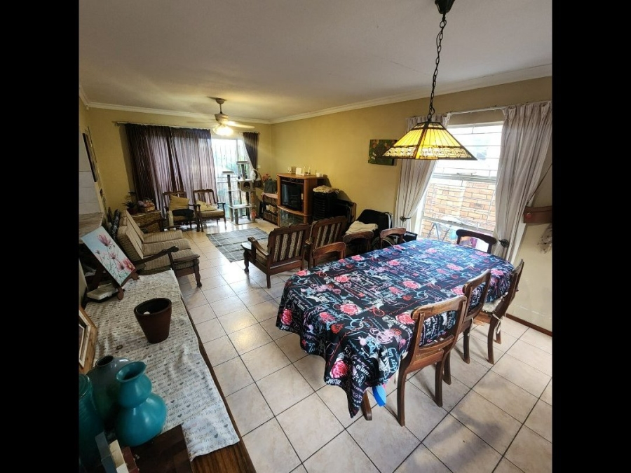 3 Bedroom Property for Sale in Heuwelsig Estate Gauteng