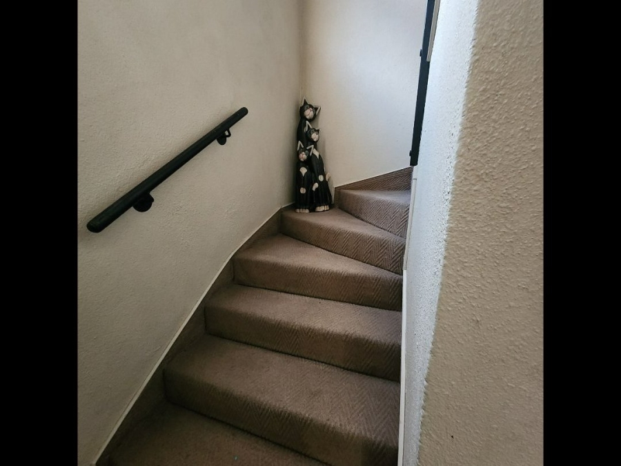 3 Bedroom Property for Sale in Heuwelsig Estate Gauteng