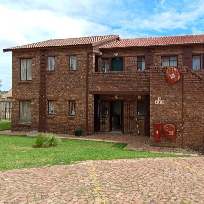 2 Bedroom Property for Sale in Olievenhoutbosch Gauteng