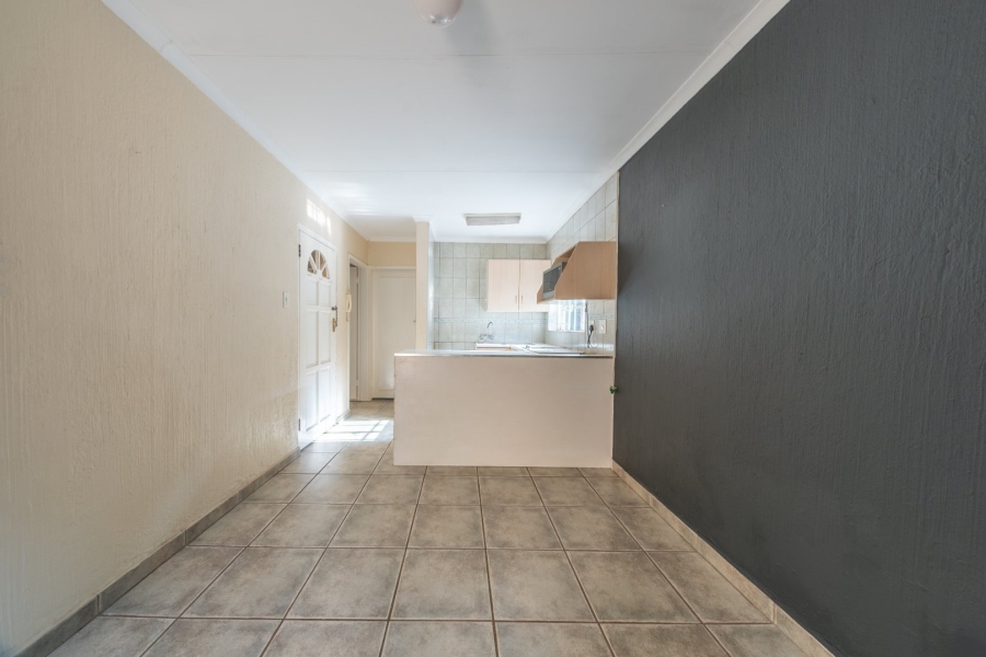 To Let 1 Bedroom Property for Rent in Bedfordview Gauteng