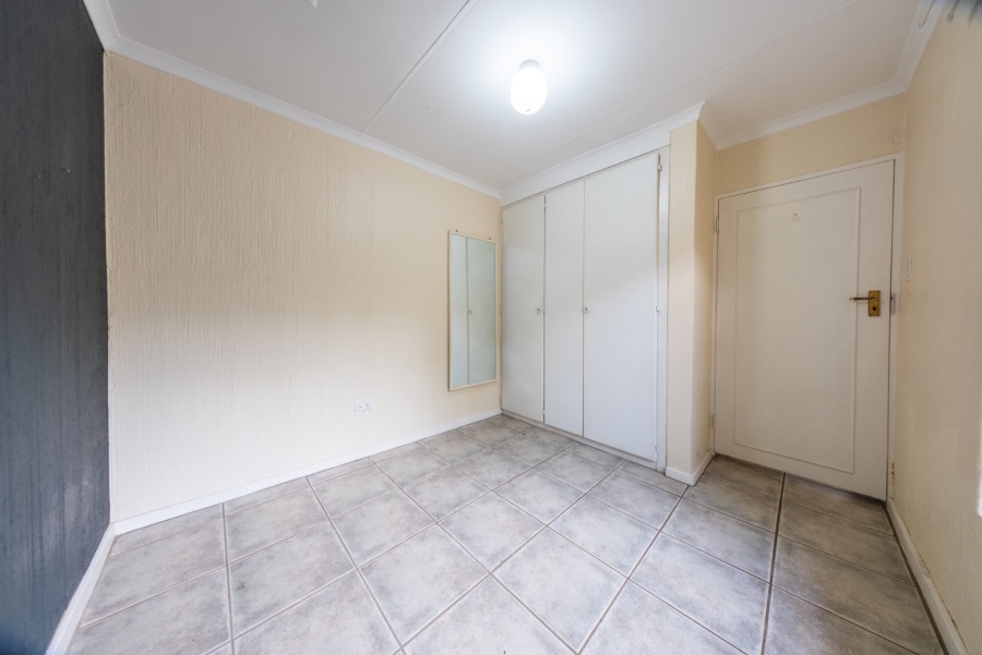 To Let 1 Bedroom Property for Rent in Bedfordview Gauteng