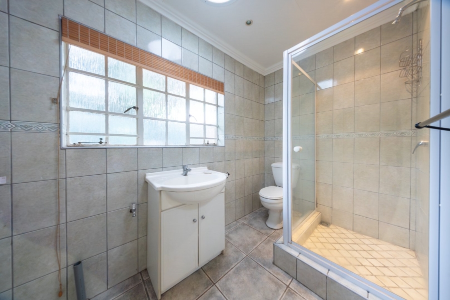 To Let 1 Bedroom Property for Rent in Bedfordview Gauteng