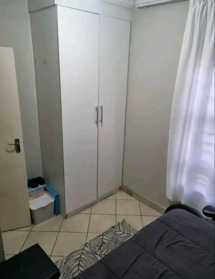 To Let 2 Bedroom Property for Rent in Kirkney Gauteng