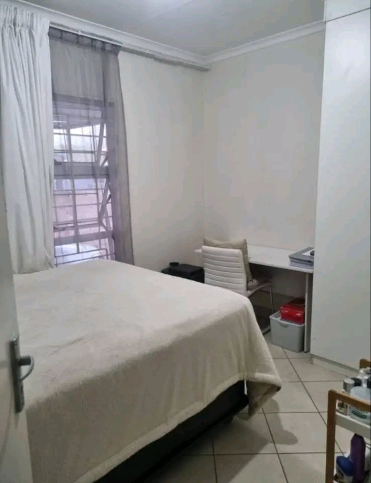 To Let 2 Bedroom Property for Rent in Kirkney Gauteng