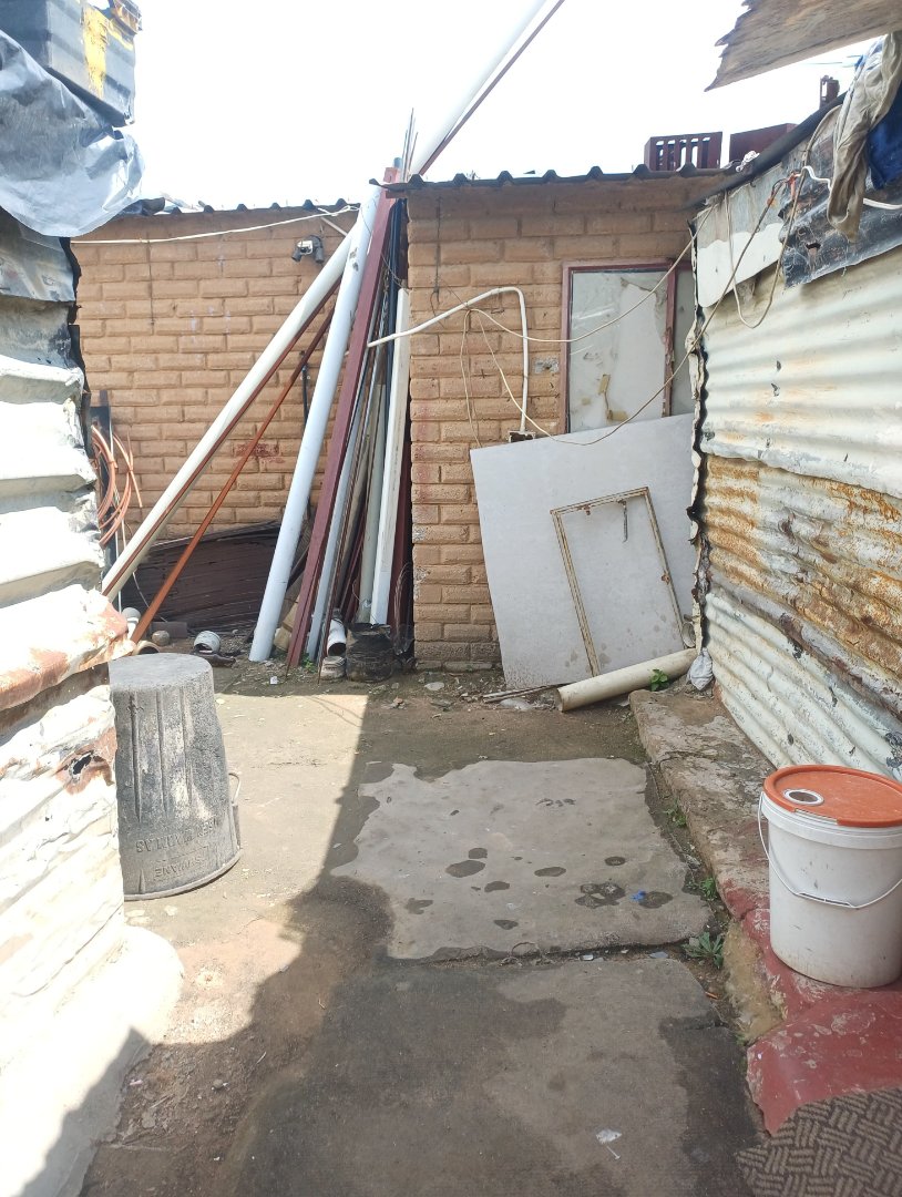 2 Bedroom Property for Sale in Olievenhoutbosch Gauteng