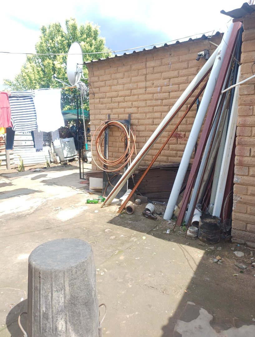 2 Bedroom Property for Sale in Olievenhoutbosch Gauteng