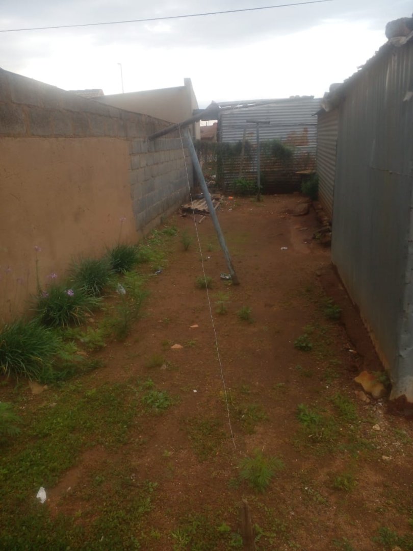 2 Bedroom Property for Sale in Tembisa Central Gauteng