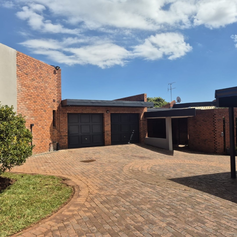 3 Bedroom Property for Sale in Mindalore Gauteng