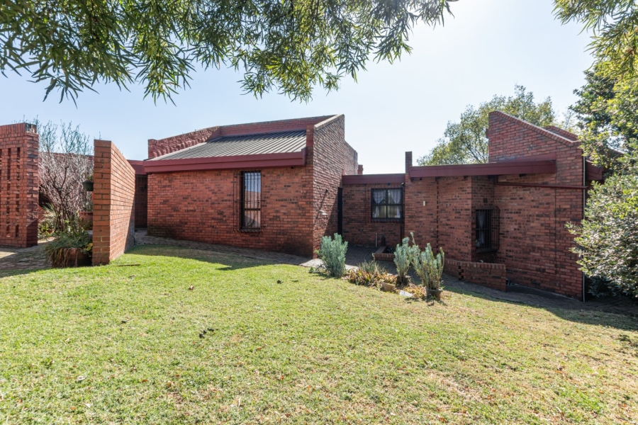 3 Bedroom Property for Sale in Mindalore Gauteng