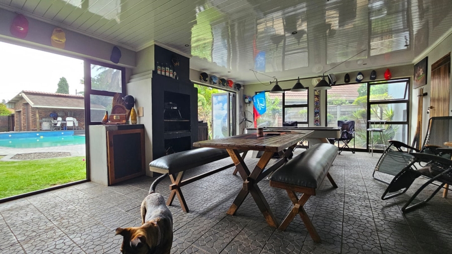 5 Bedroom Property for Sale in Vanderbijlpark Sw 2 Gauteng