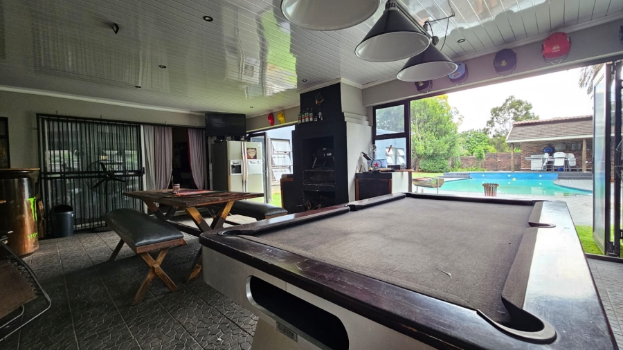 5 Bedroom Property for Sale in Vanderbijlpark Sw 2 Gauteng