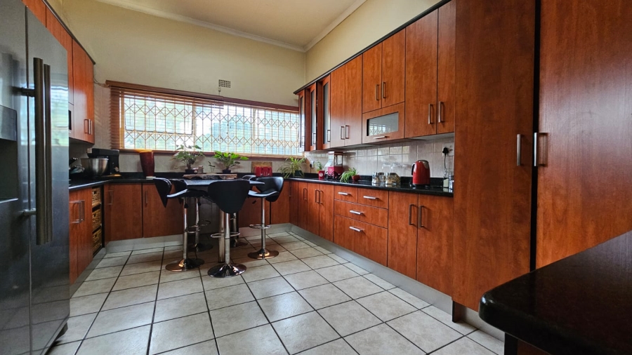 5 Bedroom Property for Sale in Vanderbijlpark Sw 2 Gauteng