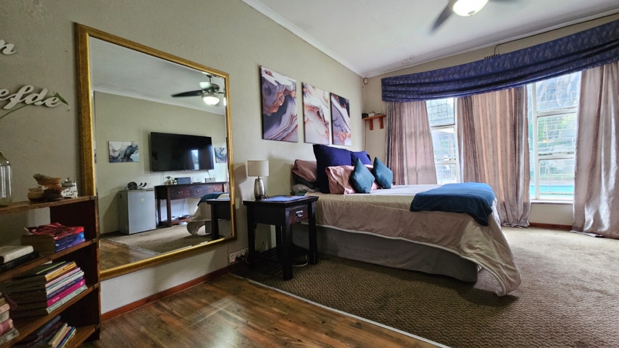 5 Bedroom Property for Sale in Vanderbijlpark Sw 2 Gauteng