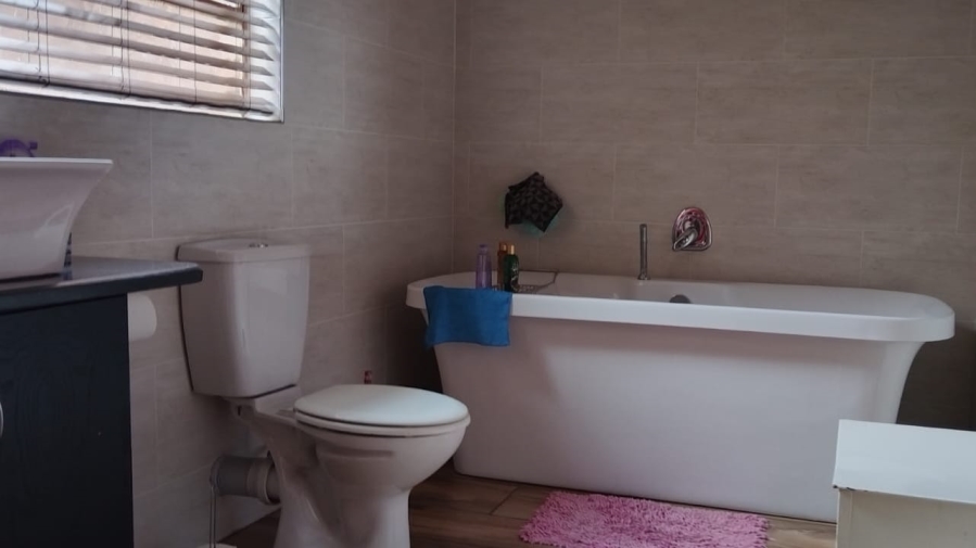 4 Bedroom Property for Sale in Vereeniging West Gauteng