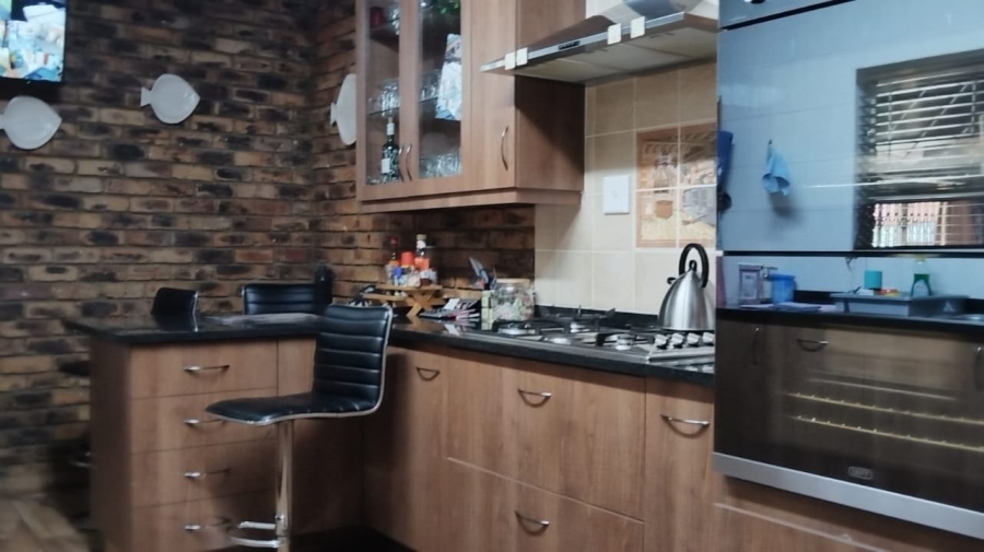 4 Bedroom Property for Sale in Vereeniging West Gauteng