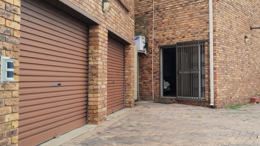 4 Bedroom Property for Sale in Vereeniging West Gauteng