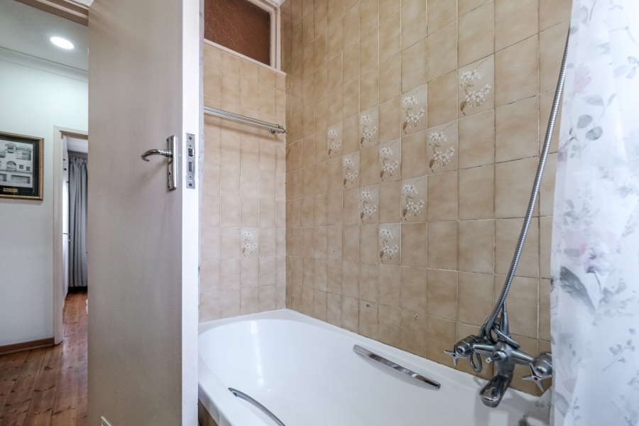 4 Bedroom Property for Sale in Sunnyridge Gauteng